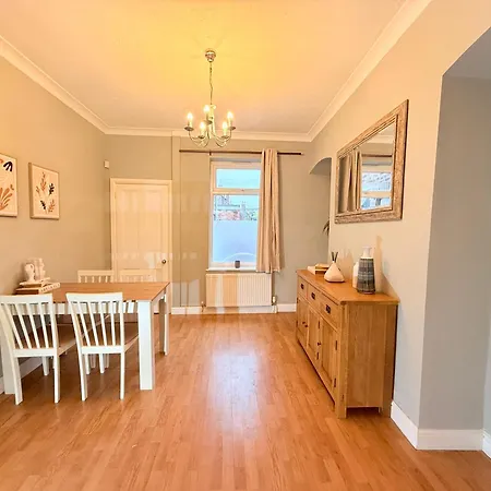 Дом отдыха Yorkshires Cosy *